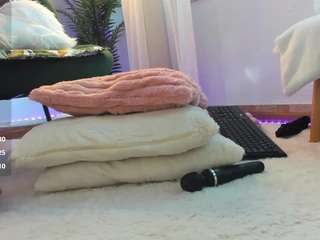 awesome-jolie Sex Cam Show
