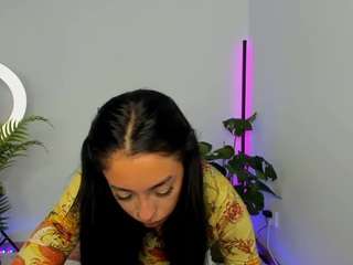 awesome-jolie's CamSoda show and profile