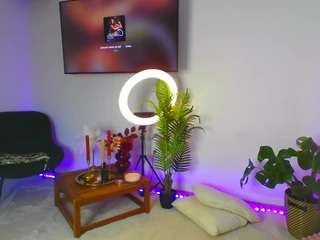awesome-jolie