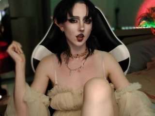 brandy-queen Live Webcam on CamSoda