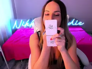 Nikki's Live Sex Cam Show