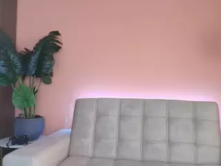 almacastillo's Live Sex Cam Show