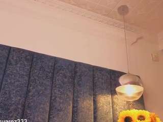 arianna-suarezz webcam