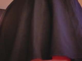 arianna-suarezz, female webcam model,  years old, on live webcam