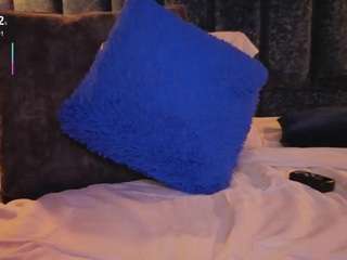 arianna-suarezz webcam