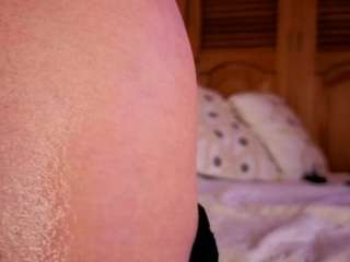 arianna-suarezz Live Webcam on CamSoda