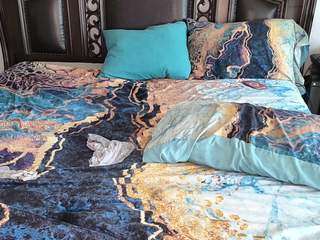 Live webcam model ihacoebrae on Soda Cams