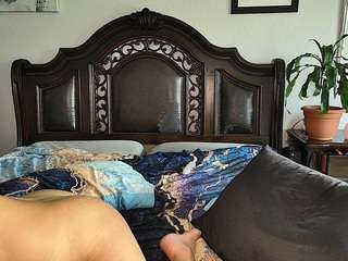 Live webcam model ihacoebrae on Soda Cams