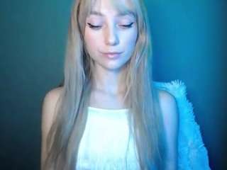  lucialittle chat room