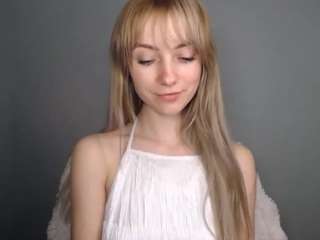 lucialittle Live Webcam on CamSoda