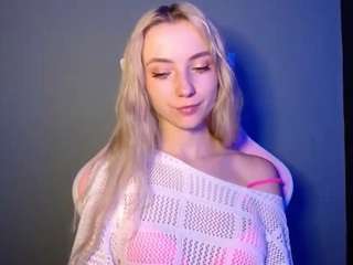 lucialittle's live room