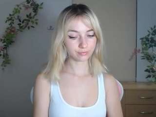 lucialittle camsoda