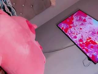 vanessalombardy Live Webcam on CamSoda