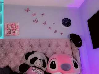 vanessalombardy's CamSoda show and profile