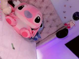 vanessalombardy Live Webcam on CamSoda