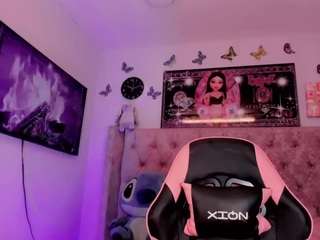 vanessalombardy Live Webcam on CamSoda