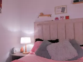 Avalineblanc's Live Sex Cam Show