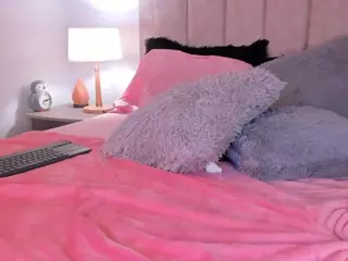 Avalineblanc's Live Sex Cam Show