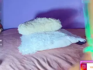 Julieth-Rossi's Live Sex Cam Show