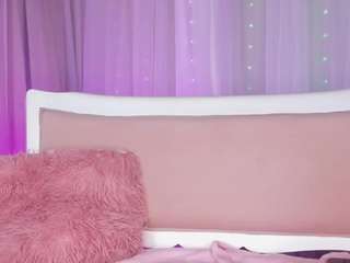 mia-ssweett1 Live Webcam on CamSoda