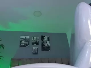 AlejaCute's Live Sex Cam Show
