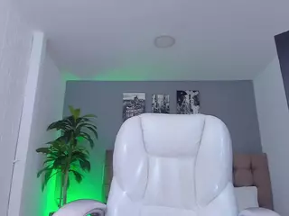 AlejaCute's Live Sex Cam Show