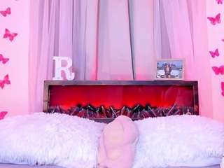 rosemonrooe Live Webcam on CamSoda