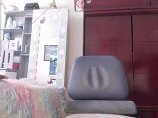 Rapunzelll live webcam show