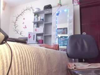 Rapunzelll live webcam show