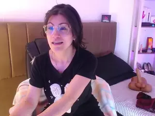 Rapunzelll's Live Sex Cam Show