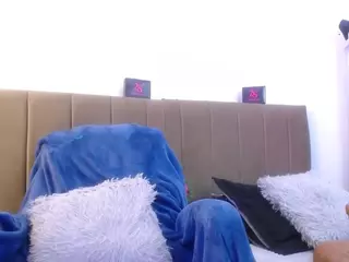 Rapunzelll's Live Sex Cam Show