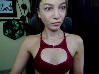EmillyPlay live webcam show