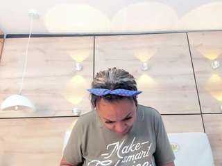 thaylanaa Webcam Model Profile