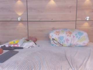 thaylanaa Live Webcam on CamSoda