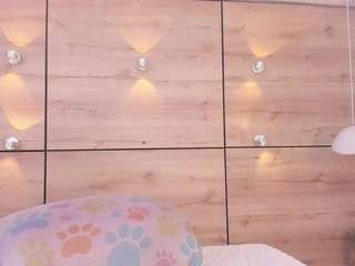 thaylanaa Live Webcam on CamSoda