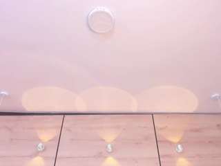 thaylanaa webcam model