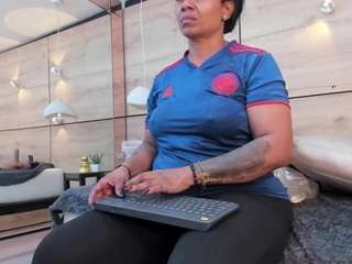 thaylanaa Sex Cam Show