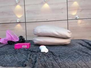 thaylanaa live webcam show