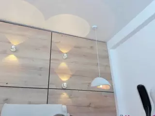 thaylanaa's Live Sex Cam Show