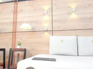 thaylanaa's Live Sex Cam Show