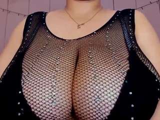 MollyBigBoobs