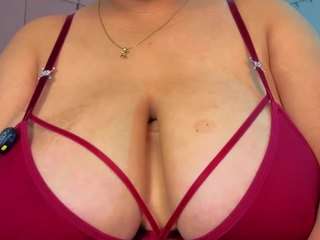 MollyBigBoobs