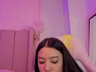 MollyBigBoobs live webcam show