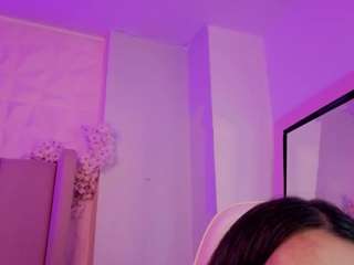 MollyBigBoobs live webcam show