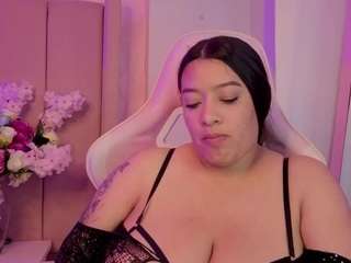 MollyBigBoobs