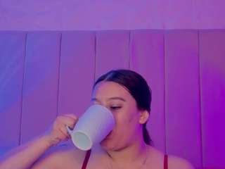 MollyBigBoobs live cam preview