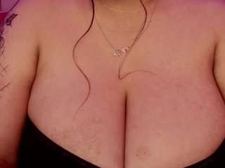 MollyBigBoobs