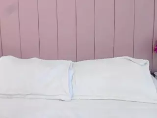 MollyBigBoobs's Live Sex Cam Show