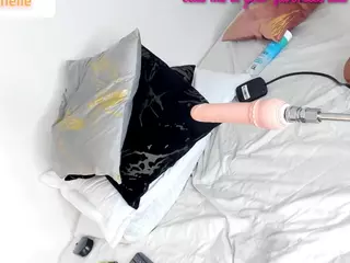 is_mishelle's Live Sex Cam Show