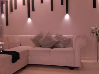 Sussan Elliot's Live Sex Cam Show
